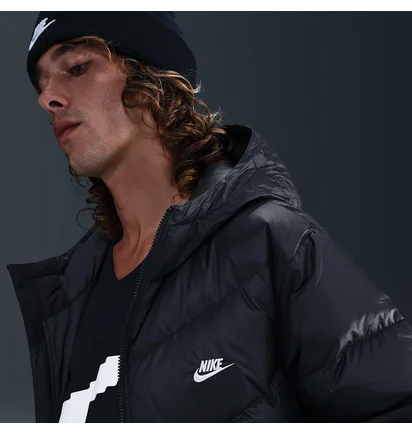 Пуховик мужской Nike Windrunner Black HV1441-010