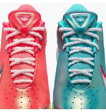 Кроссовки унисекс Nike Lebron 22 Christmas Pack Orange/Turquoise HV5148-600