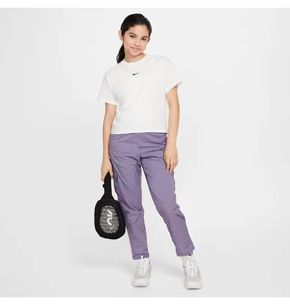 Футболка дитяча Nike Sportswear Essential White FZ5559-100