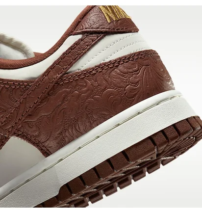 Кросівки жіночі Nike Dunk Low White/Brown IF3944-100