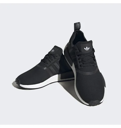 Кроссовки женские Adidas Nmd_R1 Shoes Black Hq4247