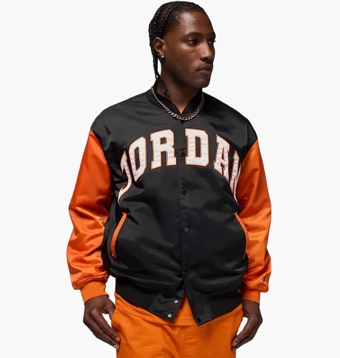 Бомбер мужской Air Jordan Brooklyn Collegiate Varsity Black/Orange HV0099-011