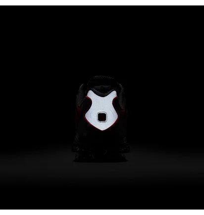 Кросівки чоловічі Nike Shox Tl University Black/Red IF6202-001