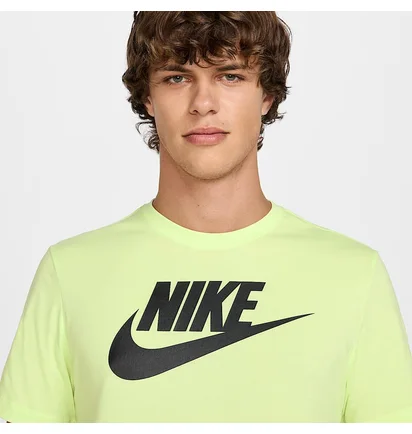 Футболка мужская Nike Sportswear Yellow AR5004-737