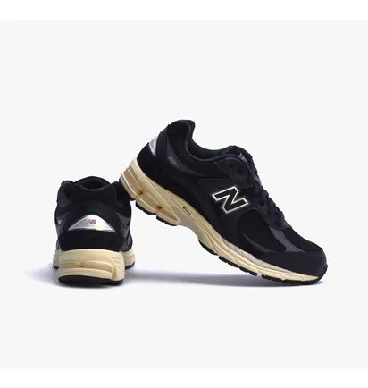 Кросівки унісекс New Balance 2002R Black M2002RIB