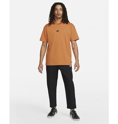Футболка чоловіча Nike T-Shirt M Nsw Prem Essntl Sust Tee Orange DO7392-808