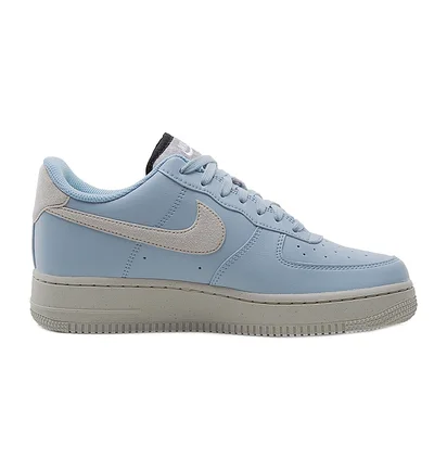 Кросівки жіночі Nike Air Force 1 07 Se Light Blue DA6682-400