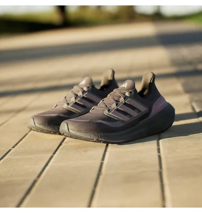Кросівки жіночі Adidas Ultraboost Light Running Shoes Violet IF1487