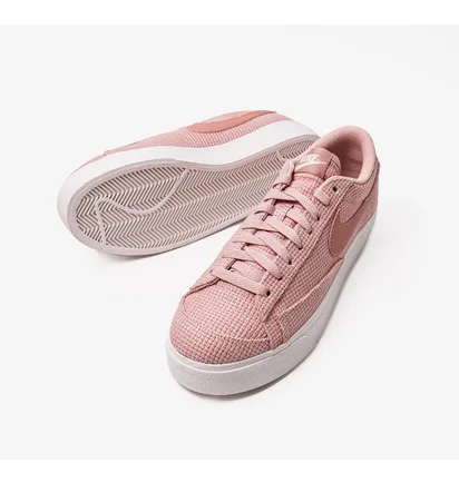 Кросівки жіночі Nike Blazer Low Platform Pink Dn0744-600