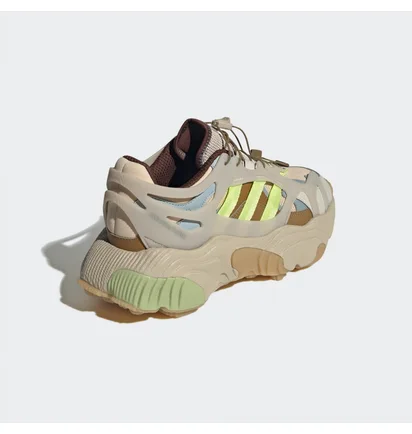 Кросівки чоловічі Adidas Roverend Adventure Shoes Beige Gw2182