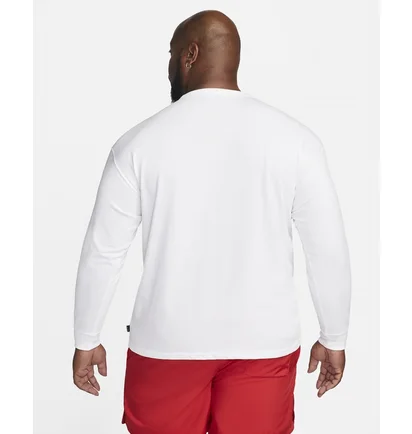 Лонгслив мужской Nike T-Shirt Sportswear Essentials White DO7390-100