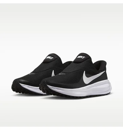 Кроссовки женские Nike WomenS Revolution 8 Easyon Black/White HQ2415-001