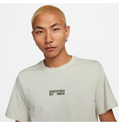 Футболка мужская Nike Swoosh T-Shirt Green FQ3785-020