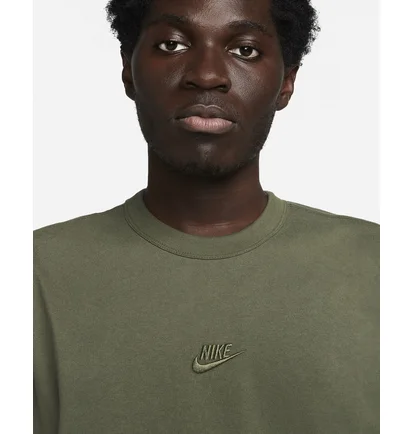 Футболка чоловіча Nike Nrg Premium Essentials T-Shirt Olive Do7392-325
