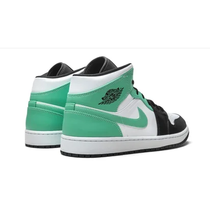 Кроссовки мужские Air Jordan 1 Mid Black/White 554724-132