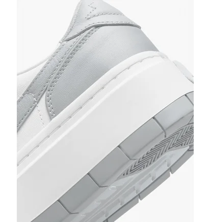 Кроссовки женские Nike 1 Elevate Low Wmns Grey/White DH7004-100