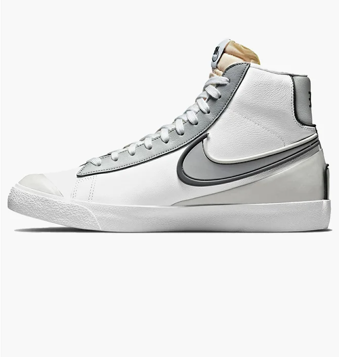 Кросівки чоловічі Nike Blazer Mid 77 Infinite White DA7233-103
