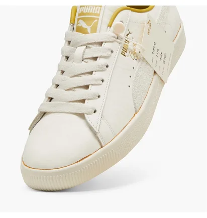 Кросівки чоловічі Puma X The Neverworn Iv Clyde Sneakers Beige 398702-01