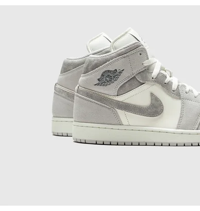 Кроссовки мужские Air Jordan 1 Mid Se Grey FQ7720-002