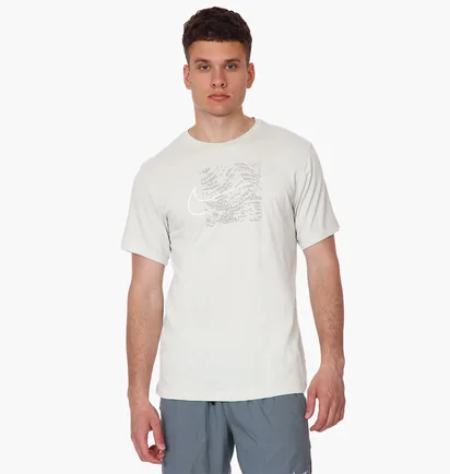 Футболка чоловіча Nike U Nk Df Tee Run Division Su22 White Dm5437-072