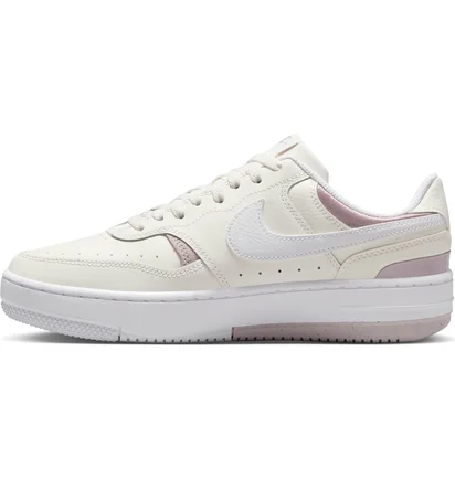 Кроссовки женские Nike Gamma Force WomenS Shoes White/Violet DX9176-114