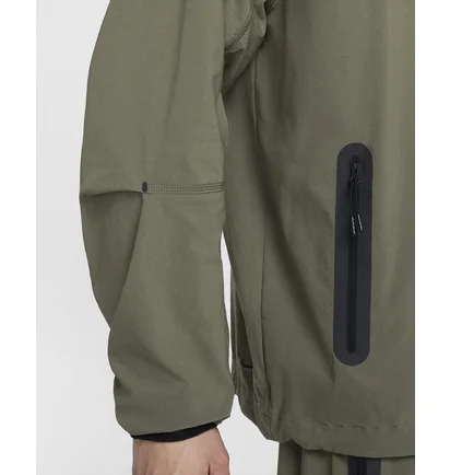 Куртка чоловіча Nike Tech Olive HM7151-223