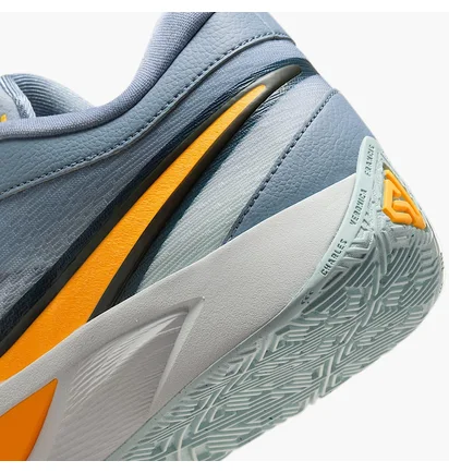 Кросівки чоловічі Nike Freak 6 Light Blue FJ7792-400