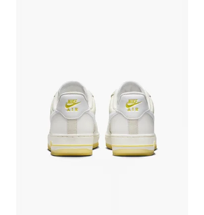 Кросівки жіночі Nike Air Force 1 07 Low Shoes Beige FQ0709-100