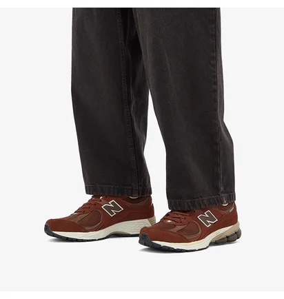 Кроссовки мужские New Balance 2002R Brown M2002RFF