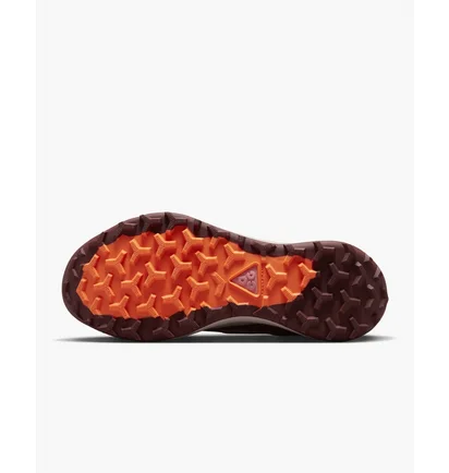 Кросівки унісекс Nike Acg Lowcate Shoes Brown DM8019-201