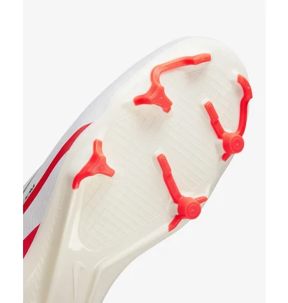 Бутсы детские Nike Jr Zoom Superfly 9 Acad Fg/Mg White DJ5623-600