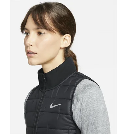 Жилетка жіноча Nike Womens Synthetic-Fill Running Vest Black DD6084-010