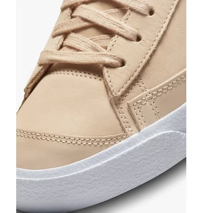 Кросівки жіночі Nike Blazer Mid Premium Beige Dq7572-200