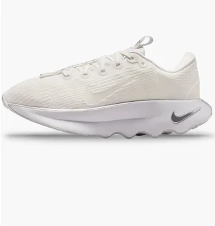 Кроссовки женские Nike Motiva Summit White DV1238-111