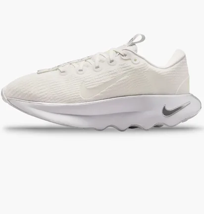 Кроссовки женские Nike Motiva Summit White DV1238-111