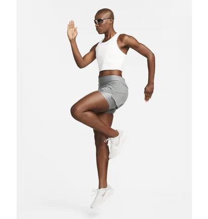 Шорты женские Nike Dri-Fit Swift 2-In-1-Laufshorts Grey DX1029-084