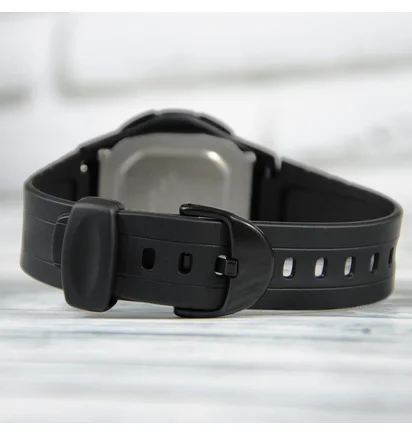 Годинник чоловічий Casio Collection F-200W-1
