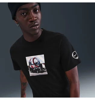 Футболка чоловіча Nike Total 90 Tee Black HV1709-010