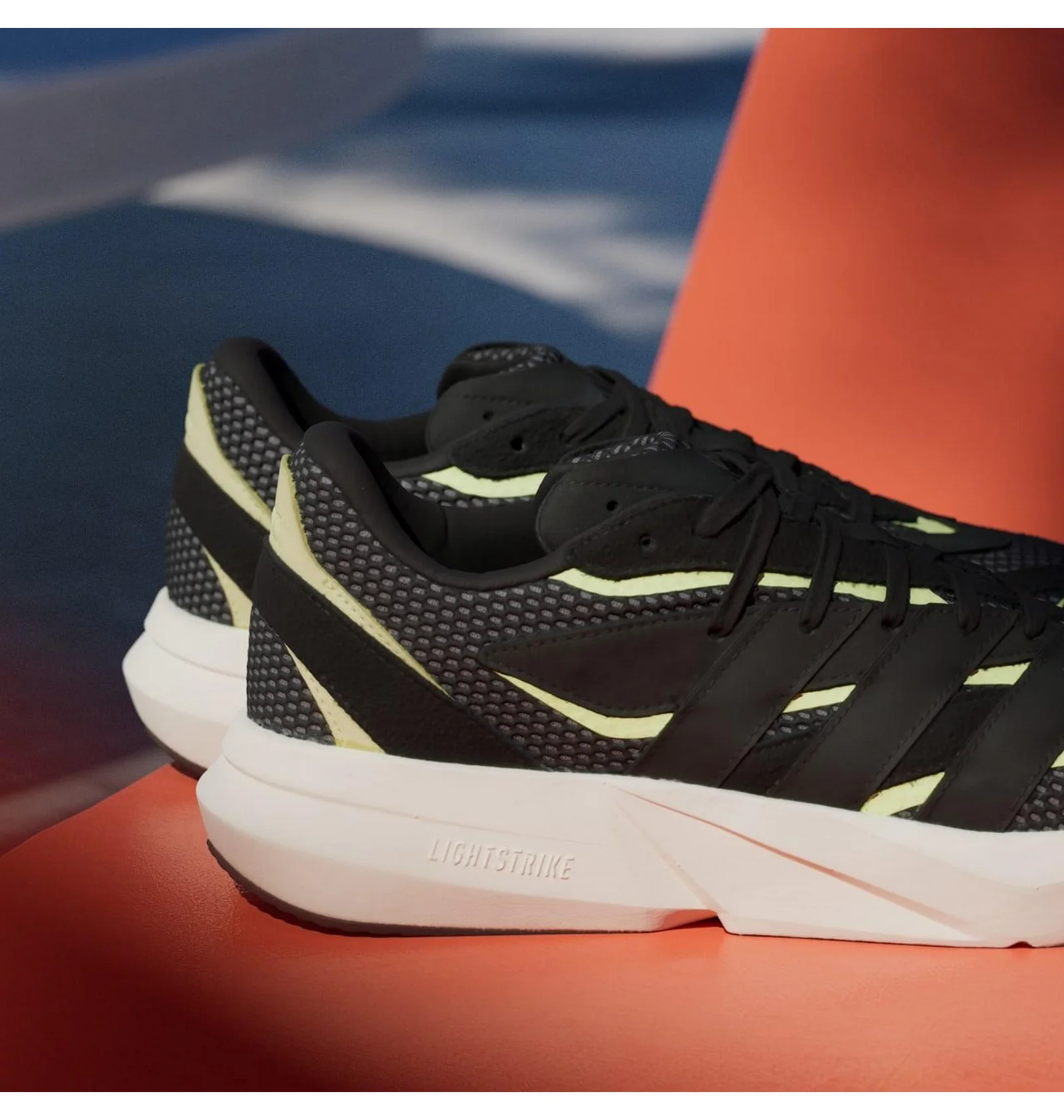 ᐉ Кросівки чоловічі Adidas Lightblaze Black JH6945 - придбати в
