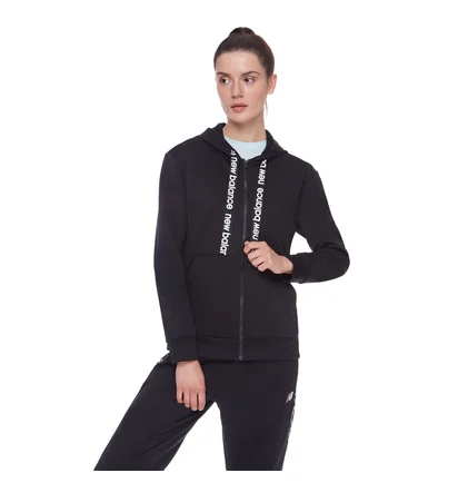 Спортивный костюм женский New Balance Reletless Perf Fleece Black WJ13174BK__WP13176BK