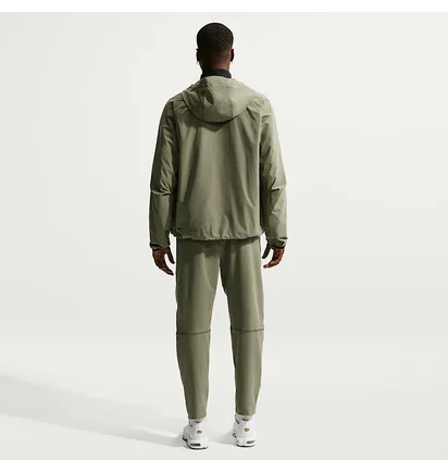 Куртка мужская Nike Tech Dri-Fit Woven Full-Zip Windrunner Olive IU6965-328