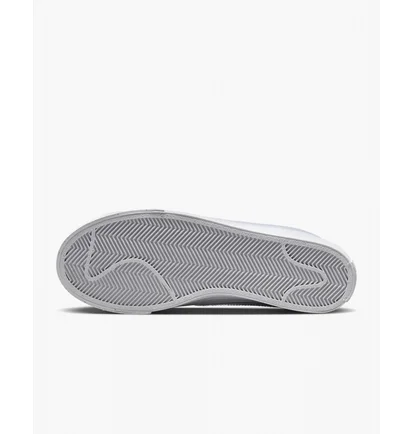 Кеди жіночі Nike Court Legacy Next Nature White Fd0820-100
