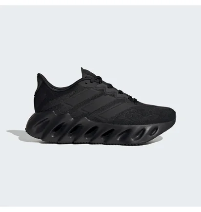 Кроссовки женские Adidas Switch Fwd Running Black ID1787
