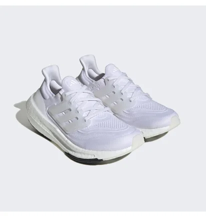 Кроссовки женские Adidas Ultraboost Light Shoes White GY9352