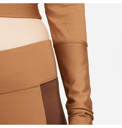 Спортивный костюм женский Nike Sportswear Tech Brown FD4236-270__FD4237-270