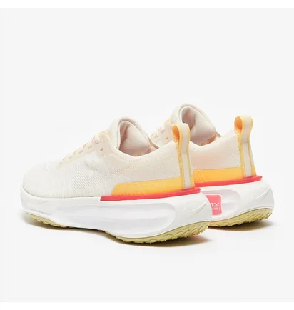 Кросівки жіночі Nike Zoomx Invincible Run Flyknit 3 Beige DR2660-201