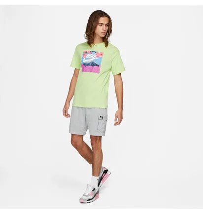 Футболка мужская Nike Sportswear Men'S T-Shirt Green DB6153-383