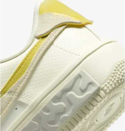 Кросівки жіночі Nike Air Force 1 Fontanka W Yellow Dv6984-100
