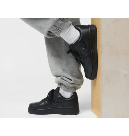 Кросівки чоловічі Nike Air Force 1 Black FN5924-001