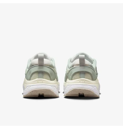 Кросівки жіночі Nike Air Max Bliss Sail Grey/Yellow FB7170-111